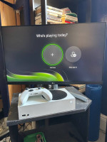 Xbox Series S 512GB w/ controller | Excellent condition | FREE gaming headset