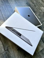 MacBook Pro (15-inch)