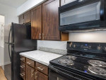 Located in Richmond, 2bd 2ba, Tennis Court