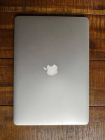 Apple MacBook Pro 15" Mid 2015 - i7 2.5 16GB 512GB
