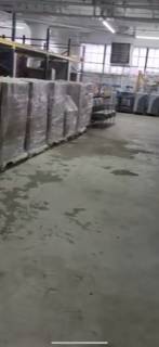 Newark Warehouse 10000 Sq Feet Loading Dock