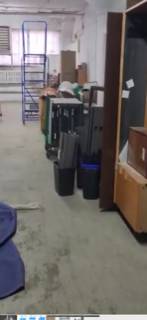 Newark Warehouse 10000 Sq Feet Loading Dock