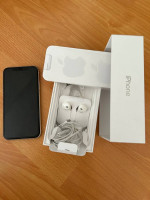 iPhone 11 128GB excellent condition unlocked