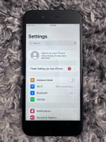 Apple iPhone SE 2020 UNLOCKED