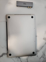 MacBook Pro 13-inch w/touch bar
