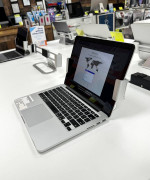 Macbook Pro Retina 13 inch**3Ghz Intel Core i7**500GB SSD**8GB RAM