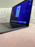 13" MacBook Pro 256 GB, i5, Space Grey 2017 (Purchased 2019)