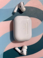 Apple - AirPods Pro (1st generation) with Magsafe Charging Case -White