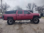 2019 Dodge Ram 1500 Classic in perfect condition, featuring a 5.7L V8 engine and 4x4 capability.