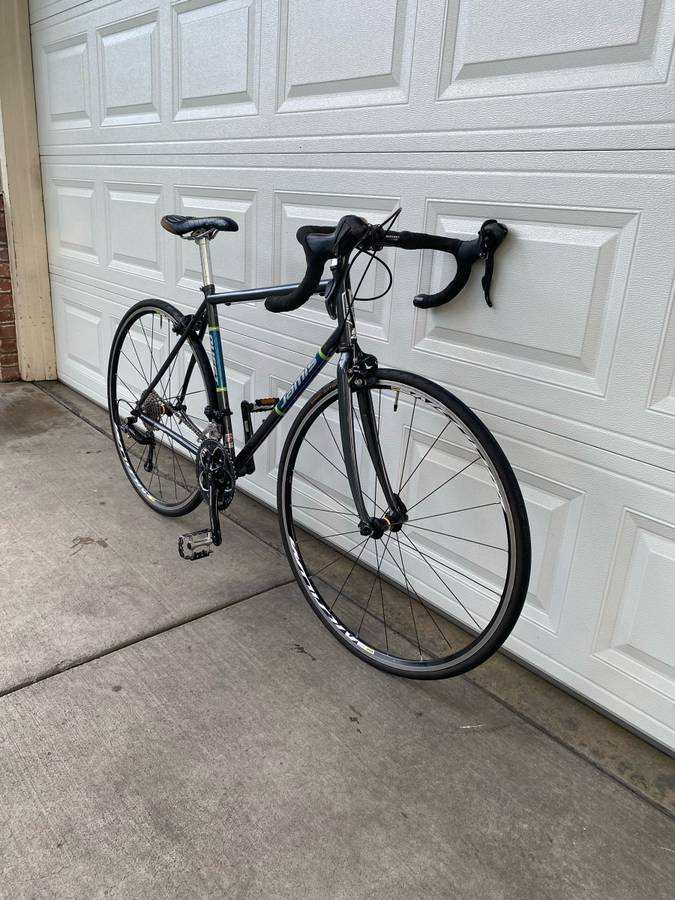 54cm Jamis quest road bike