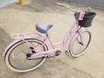 BCI Charleston 26" cruiser like new condition cost $300 new reduce$100