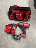 Milwaukee 1/2 Impact Bateria Y Cargador
