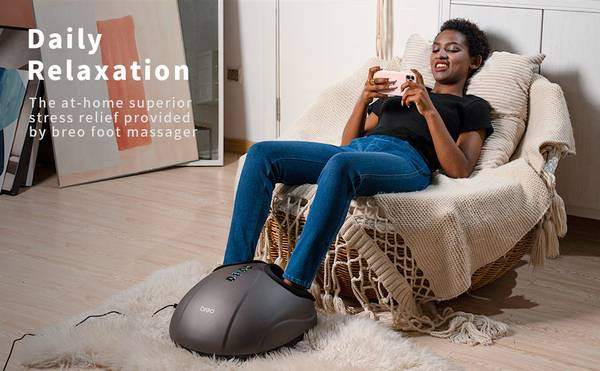 Breo Foot Massager Machine with Heat, Shiatsu Deep Tissue Kneading NEW