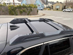 2017 Subaru Outback roof rails and antenna close-up, ideal for outdoor adventures and cargo transport.