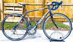 BICYCLE FUJI NEWEST 700"MEN'S ROAD BIKE IN VERY GOOD COND.