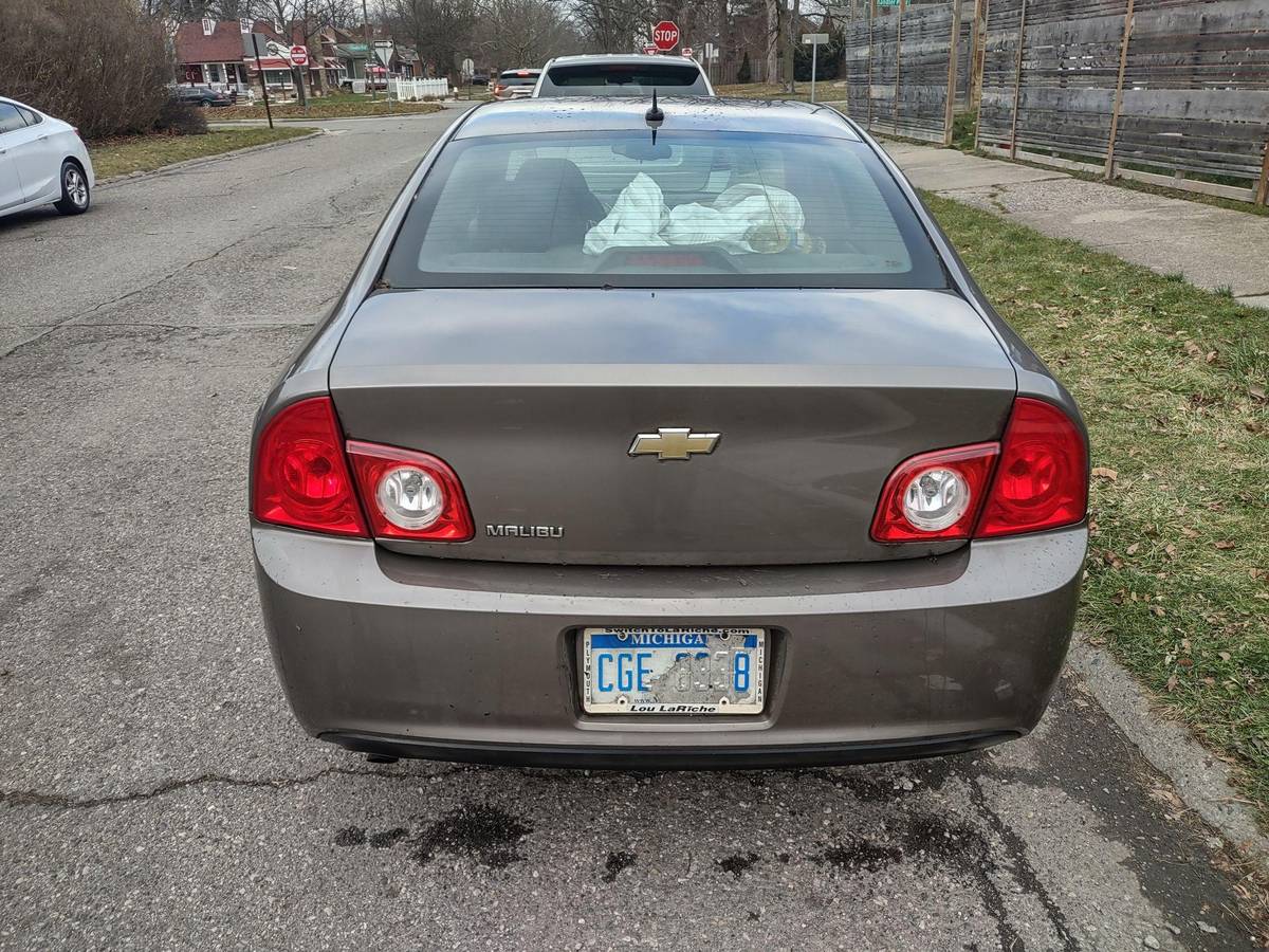2011 Chevrolet Malibu 137,000 mi