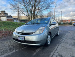 2009 Toyota Prius for sale, clean title, 122,000 miles, great fuel efficiency, hybrid warranty included.