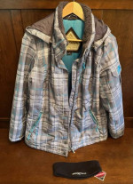 Like NEW! Zero XPosur Coat w/Detachable Hood +Headband