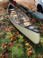 Vintage 15' Old Town Pathfinder Royalex Canoe with Paddles