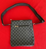 Ladies Novelty Designer brand SLING Bag. - Pre-owned - Black/Gray