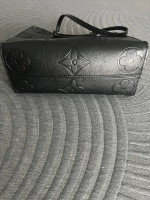 Louis Vuitton Replica